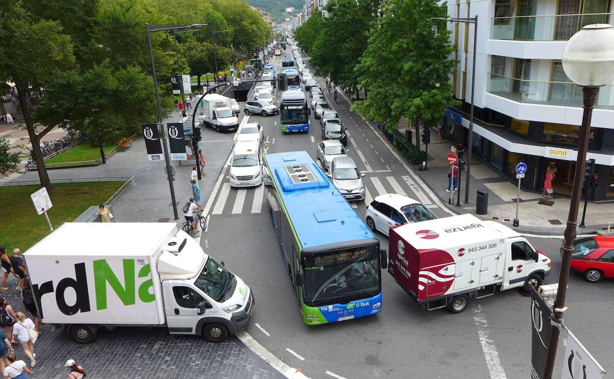 El tráfico es la principal fuente de ruido ambiental, sobre todo en las capitales. 