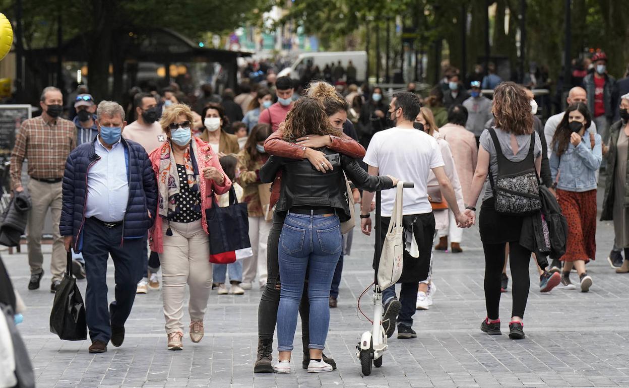 Coronavirus: Euskadi suma 205 positivos y la presión hospitalaria sigue cayendo