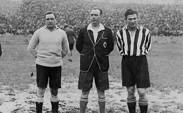 Antonio Emery (izq.), abuelo de Unai, logró dos títulos de Copa con el Real Unión. 