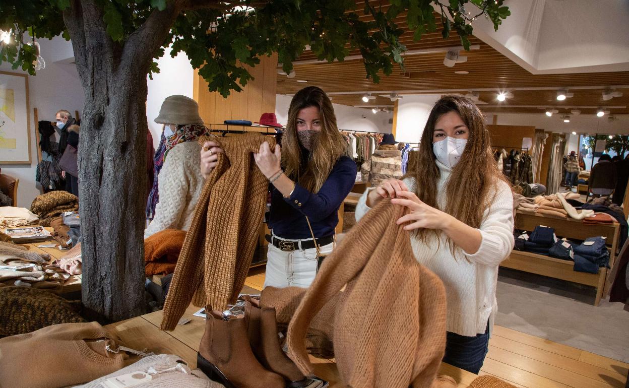 Los comercios se han dado prisa en pedir las ayudas.