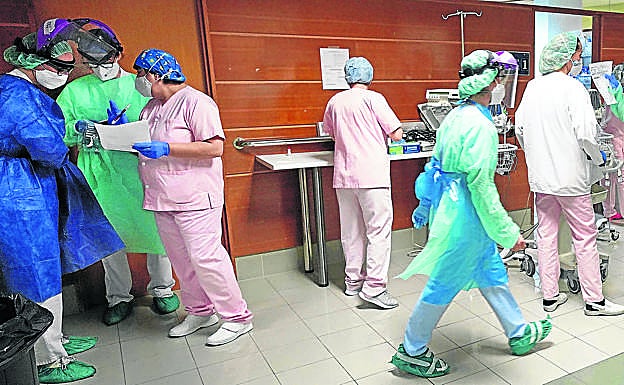 El 40% de las vacantes de verano están ahora sin cubrir por la falta de personal sanitario