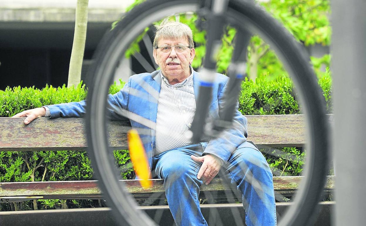 José Luis Arrieta: «El ciclismo vasco es muy privilegiado, pero urge un relevo generacional»