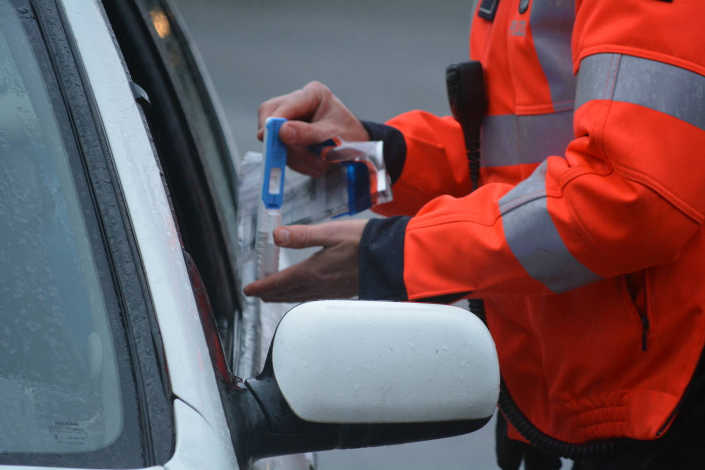 El sospechoso fue sometido a un control de alcoholemia y estupefacientes. 