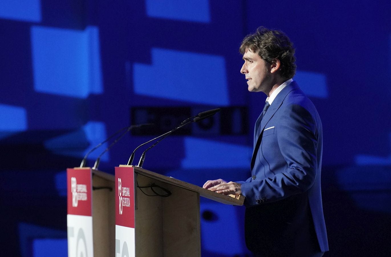 El director de El Diario Vasco, David Taberna, interviene durante el foro que se ha celebrado en Tabakalera