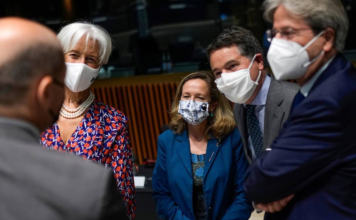 Calviño espera para julio el aval decisivo de la UE al plan español