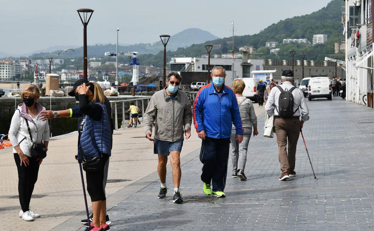 Pedro Sánchez anuncia el fin de las mascarillas en exteriores el 26 de junio