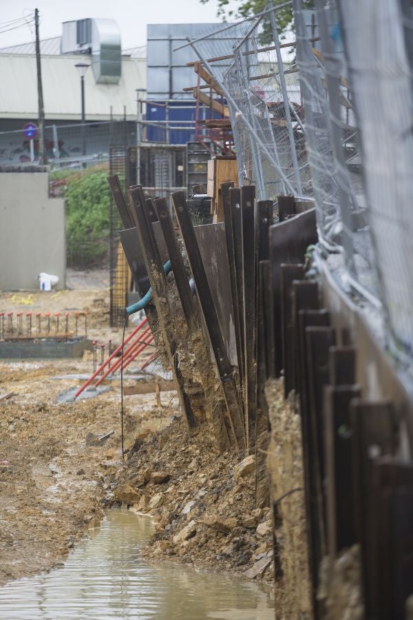 Fotos: Socavón en la calle Artaleku