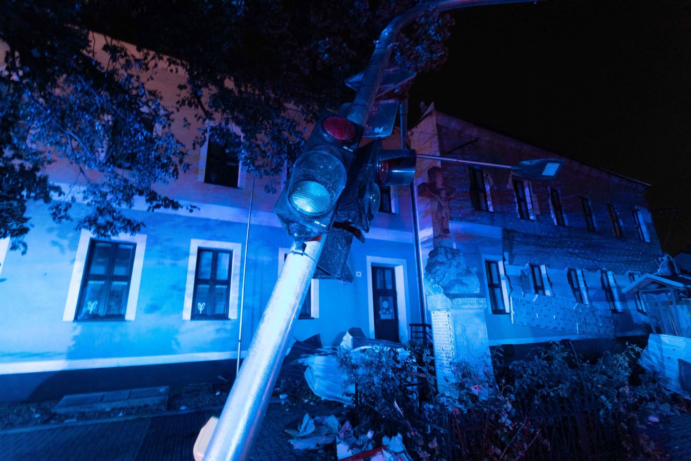 Fotos: Un tornado deja tres muertos y arrasa casas en República Checa