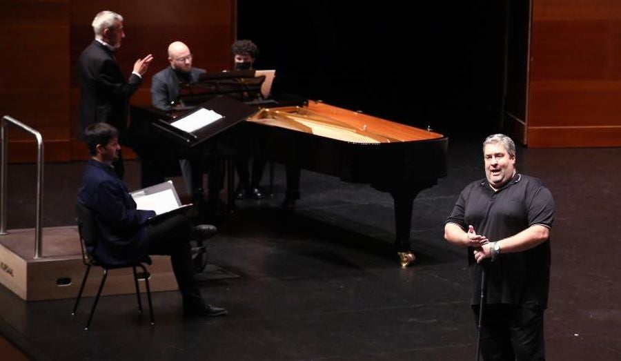 Fotos: Sorpresas con el Orfeón donostiarra