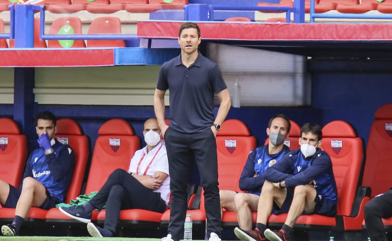 Xabi Alonso, durante un partido del Sanse.