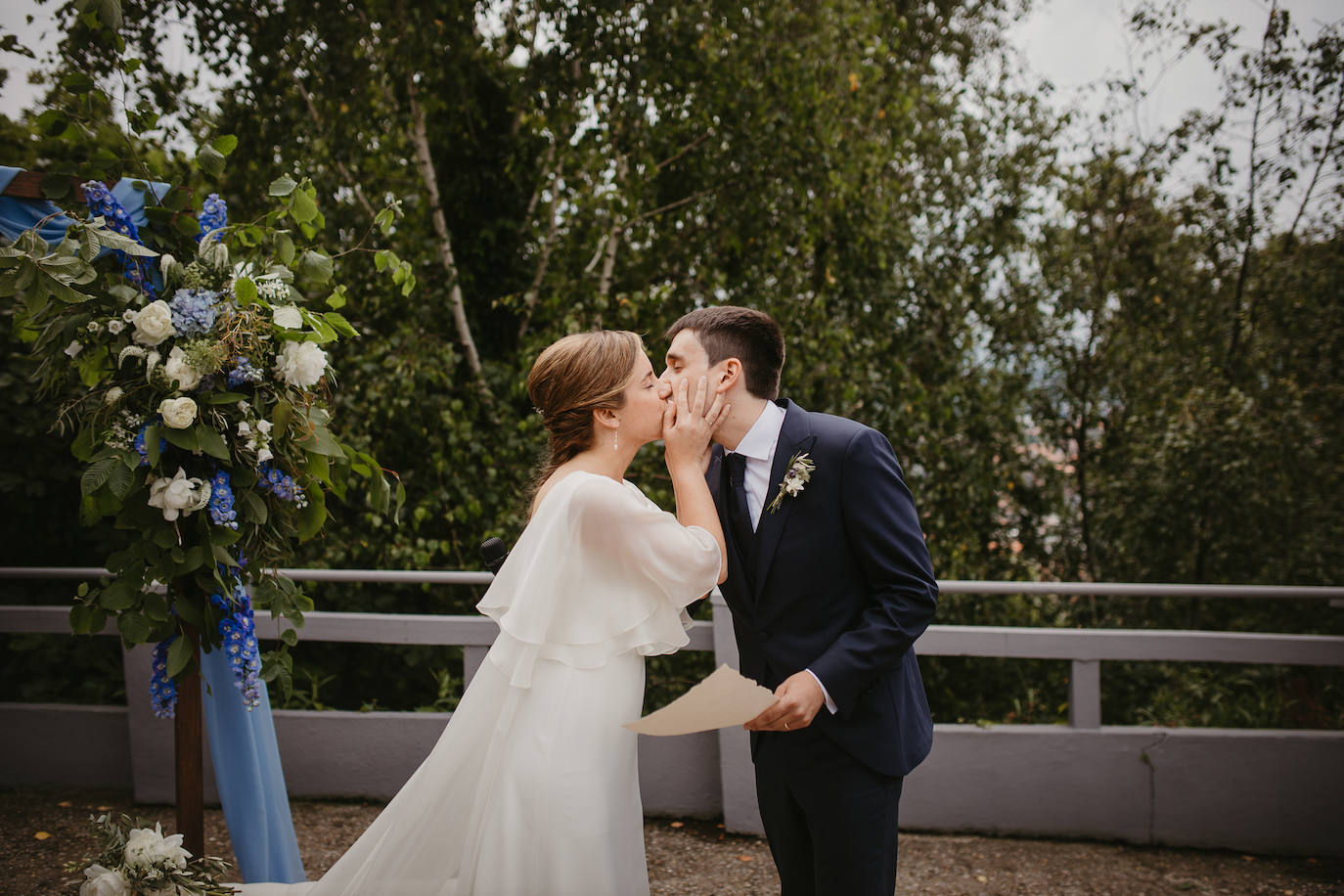 Amaia Urkia y Xabier Elorza se dieron el «sí quiero» en una emotiva ceremonia celebrada en el Mirador de Ulía