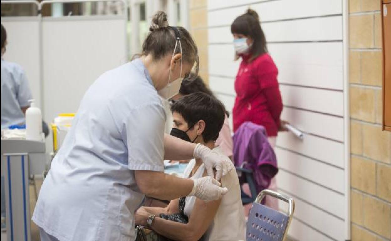 Covid Euskadi:Euskadi alcanzará esta jueves el millón de vascos con pauta completa
