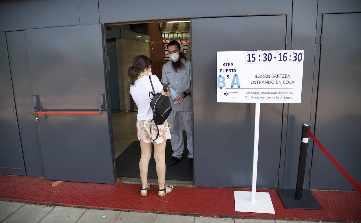 Hito de la vacunación en Euskadi: un millón de vascos con pauta completa