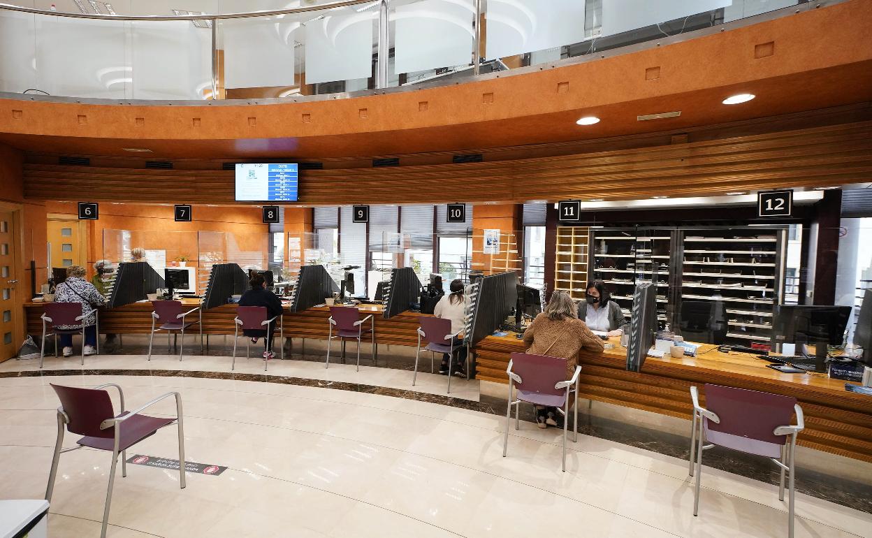 Oficinas de la Hacienda foral en Errotaburu.