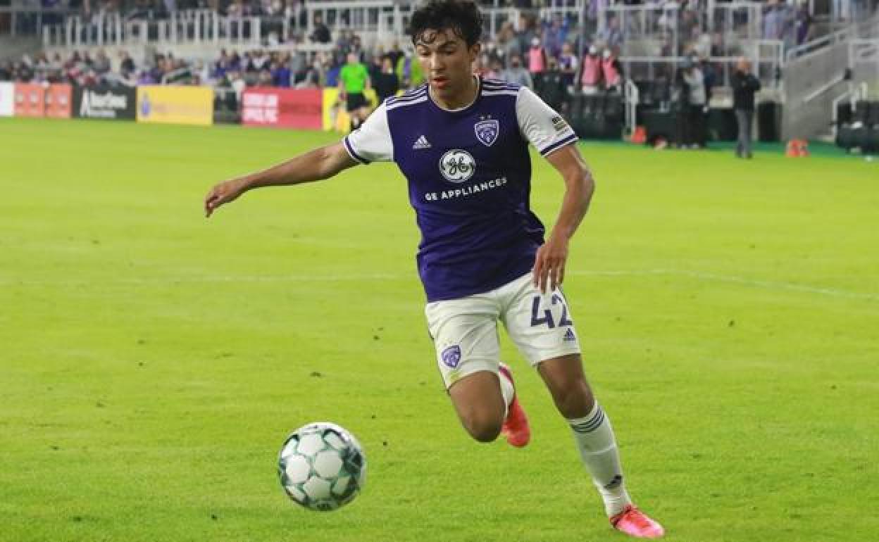 Jonathan Gómez, en un encuentro con el Louisville City. 