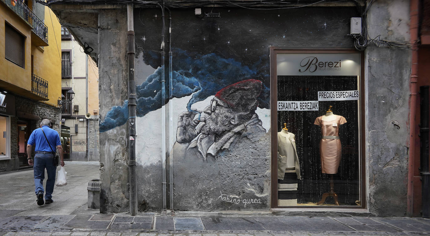 Los vecinos de Tolosa disfrutan de un día sin lluvias, pero con bajas temperaturas para ser julio