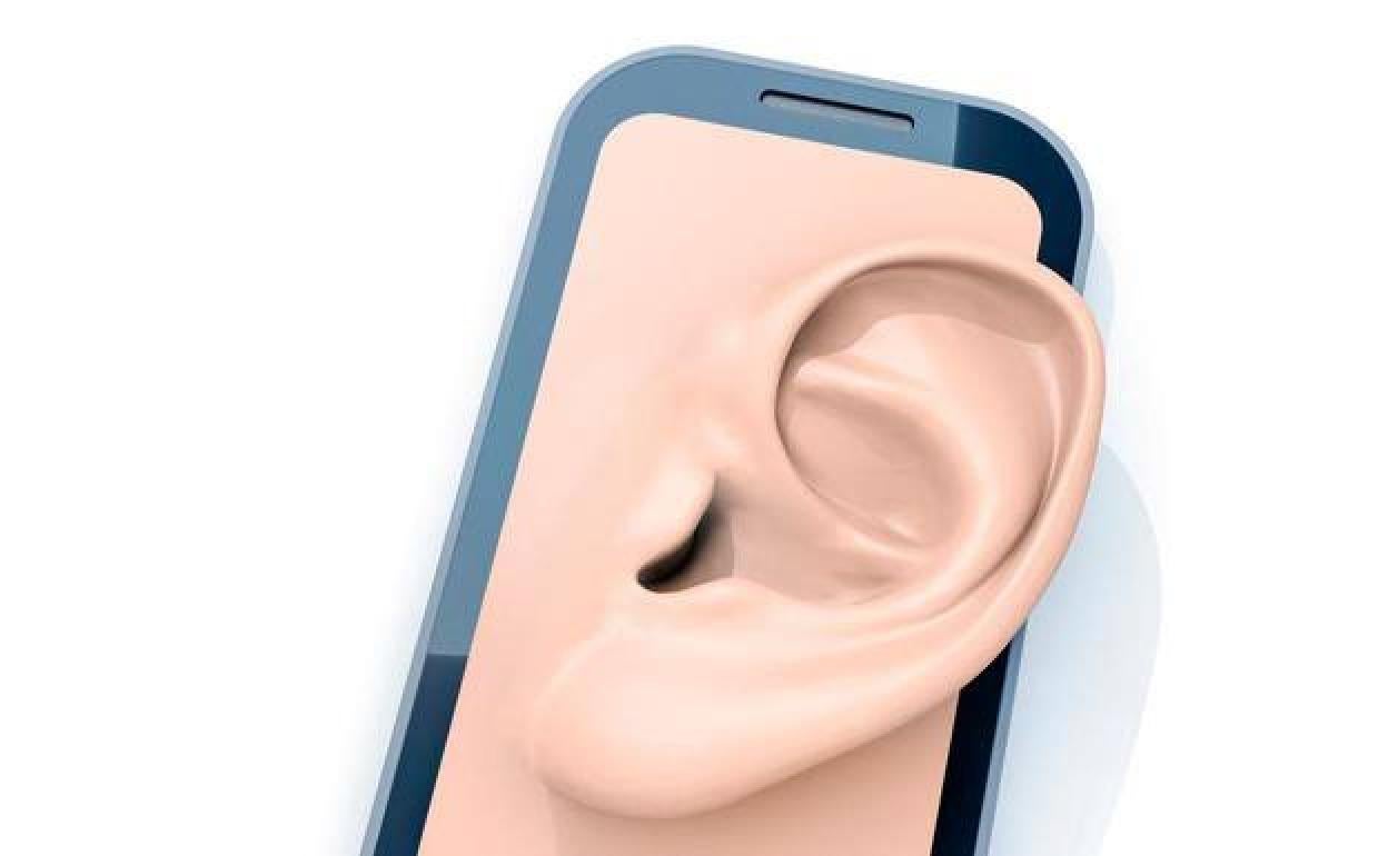 Sí, tu móvil te escucha (y así puedes evitarlo)