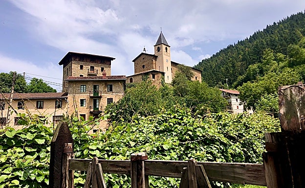 La torre de San Gregorio de Ataun. 