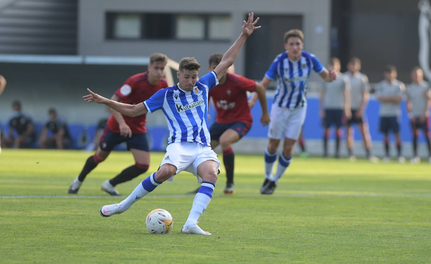 El Sanse se impuso por 3-1 al Osasuna B. El navarro ya suma dos tantos, el de este martes de penalti, mientras que el riojano aprovechó un regalo de Roberto López para vencer al conjunto navarro.