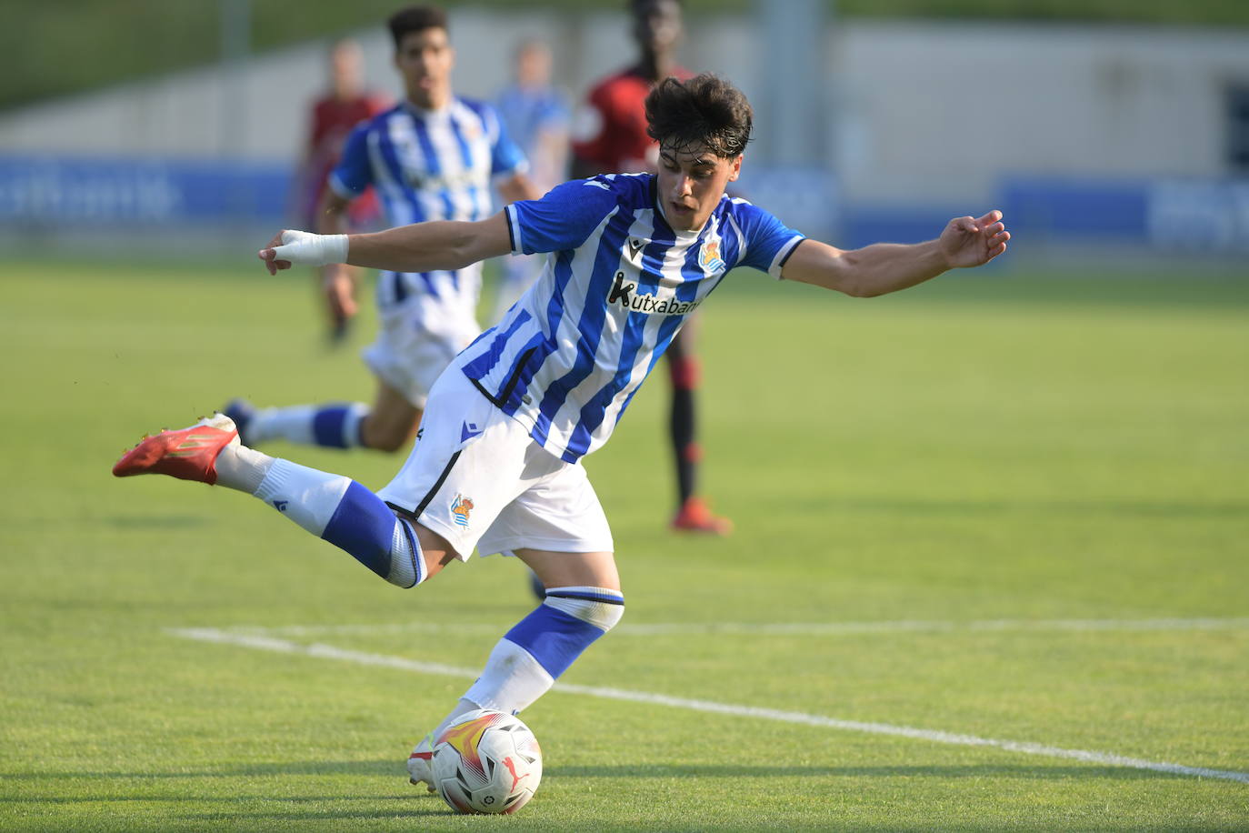 El Sanse se impuso por 3-1 al Osasuna B. El navarro ya suma dos tantos, el de este martes de penalti, mientras que el riojano aprovechó un regalo de Roberto López para vencer al conjunto navarro.