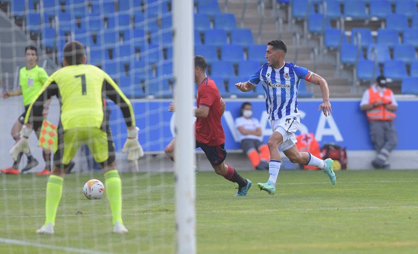 El Sanse se impuso por 3-1 al Osasuna B. El navarro ya suma dos tantos, el de este martes de penalti, mientras que el riojano aprovechó un regalo de Roberto López para vencer al conjunto navarro.