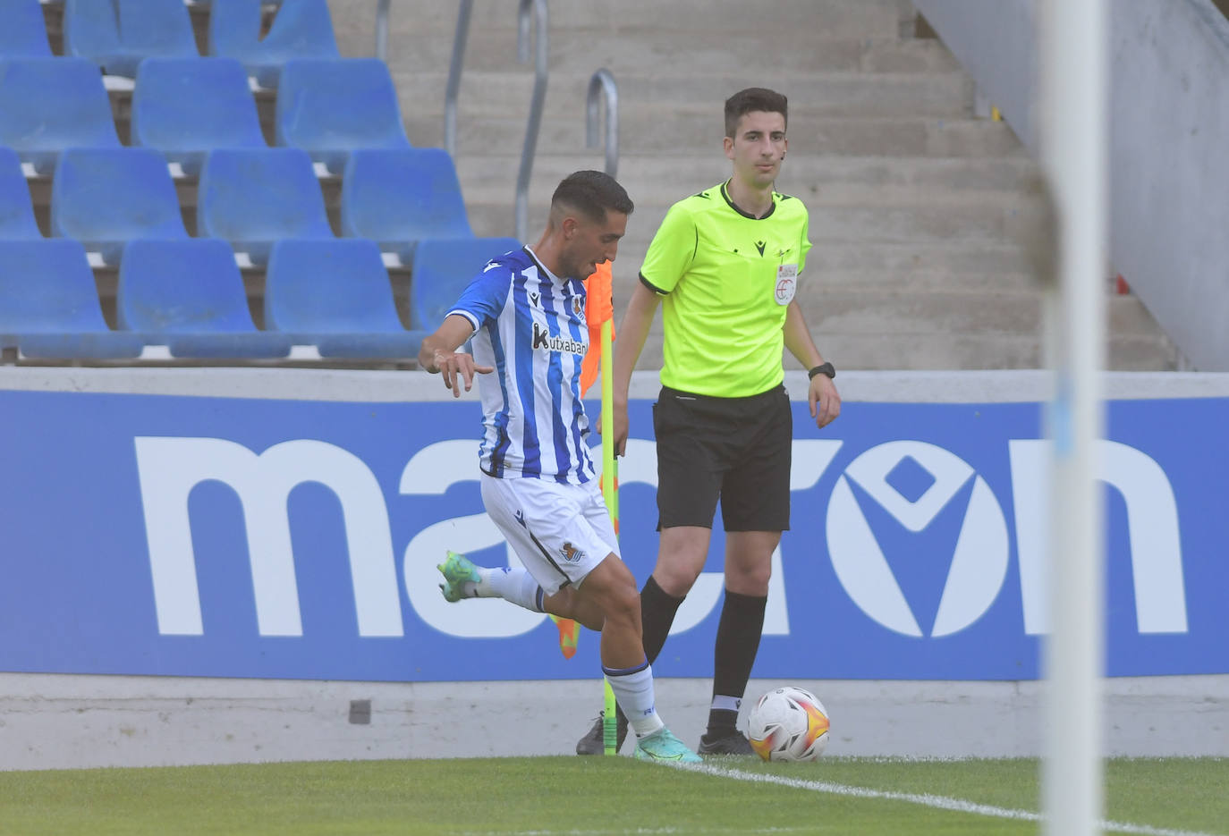 El Sanse se impuso por 3-1 al Osasuna B. El navarro ya suma dos tantos, el de este martes de penalti, mientras que el riojano aprovechó un regalo de Roberto López para vencer al conjunto navarro.
