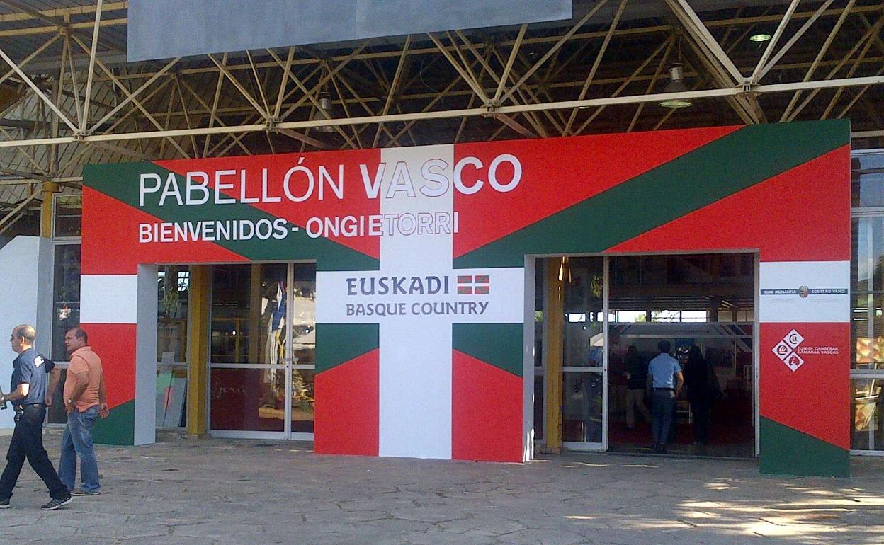 Entrada al 'stand' vasco en la Feria de la Habana, una cita imprescindible para las empresas que quieren introducirse en la isla caribeña. 