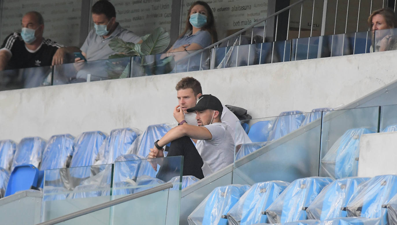 La afición de la Real Sociedad vuelve al estadio después de un largo periodo de tiempo