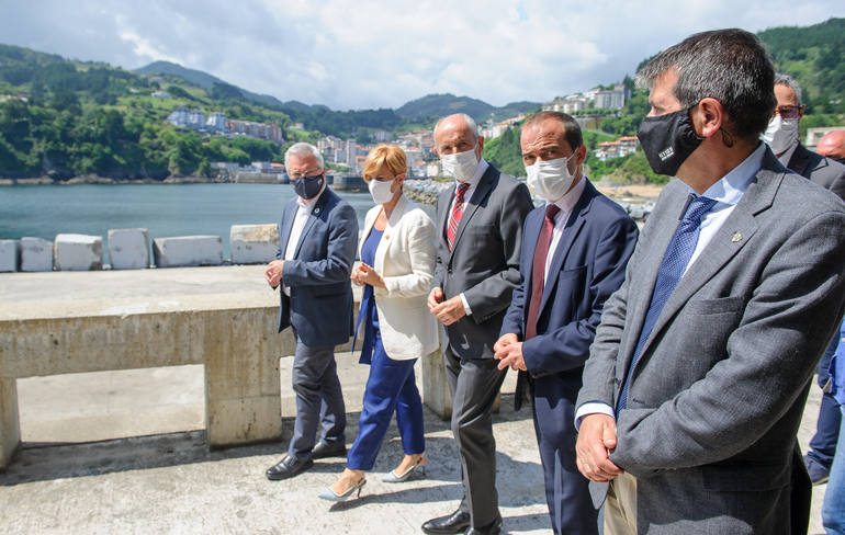 Euskalmet contará con una nueva estación océano-meteorológica en el puerto de Mutriku