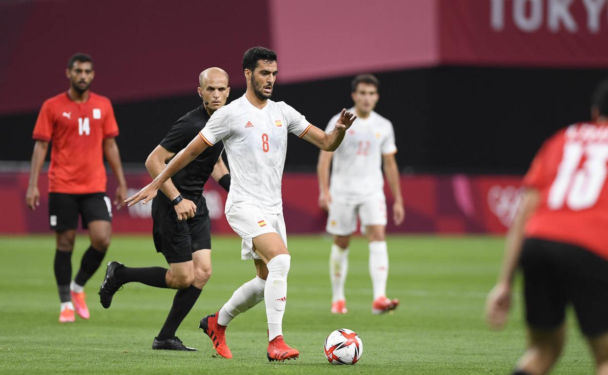 Mikel Oyarzabal, Martín Zubimendi y Mikel Merino, titulares en el España - Argentina