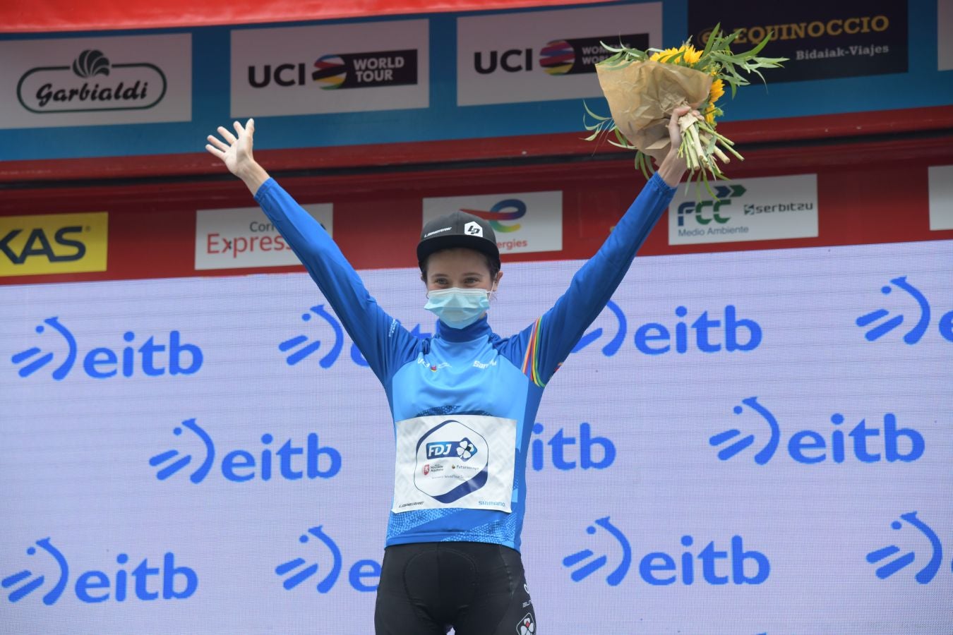 Annemiek van Vleuten (Movistar) se ha impuesto en la meta del Boulevard por delante de Ruth Winder (Trek-Segafredo) y Sabrina Stultiens (CCC)