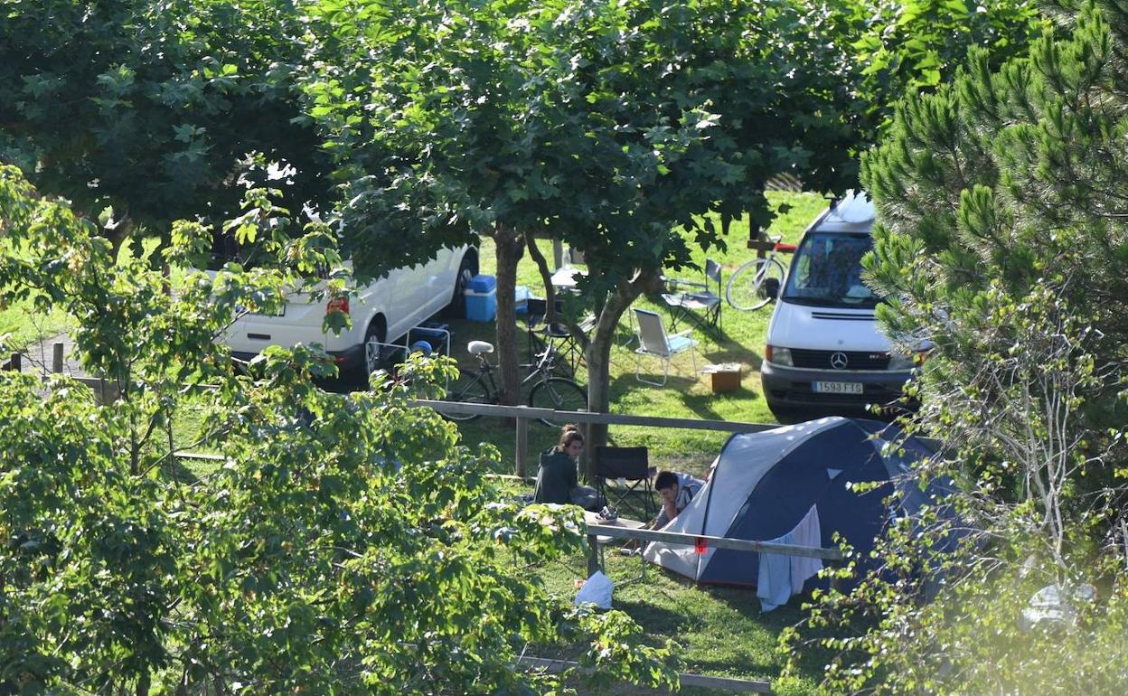 Imagen del camping Talaiamendi de Zarautz.
