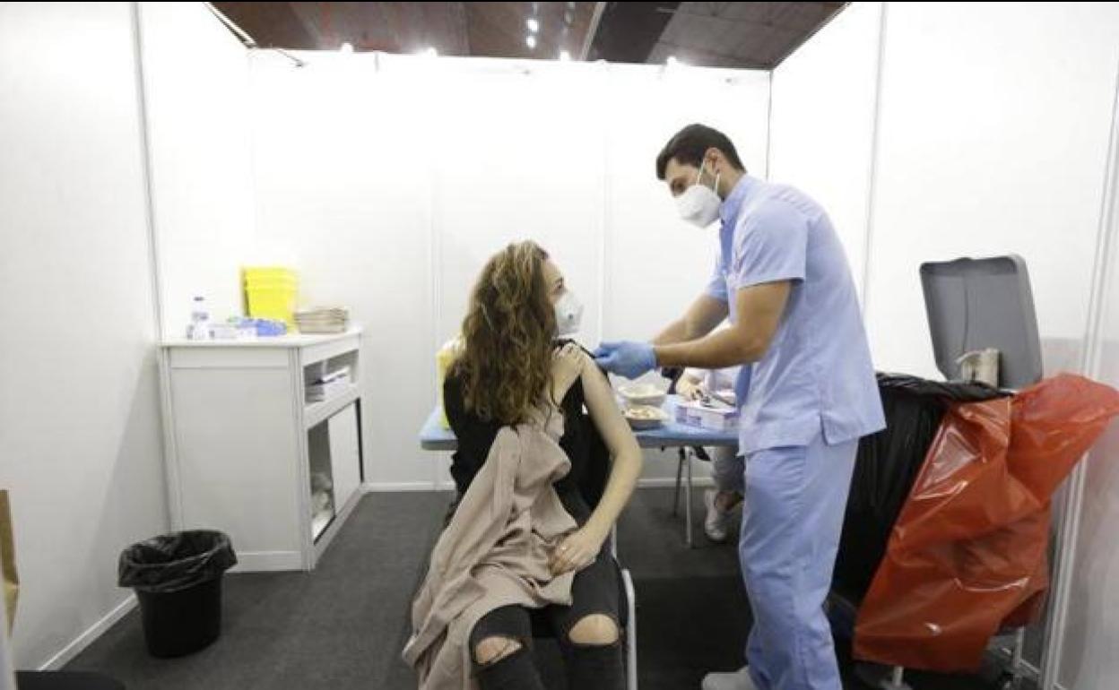 Euskadi reactiva la vacunación con la llegada este lunes de 180.000 dosis