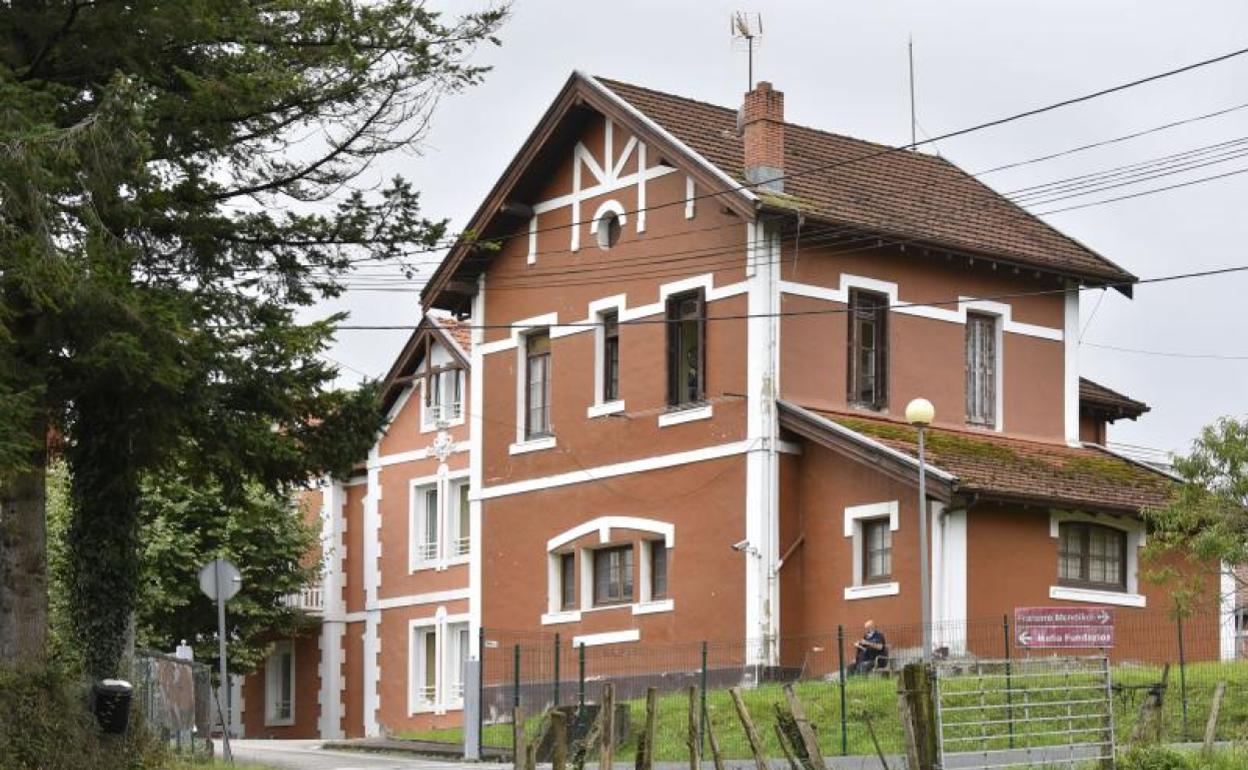 La residencia Fraisoro de Zizurkil, donde hay un brote con ocho usuarios contagiados. 