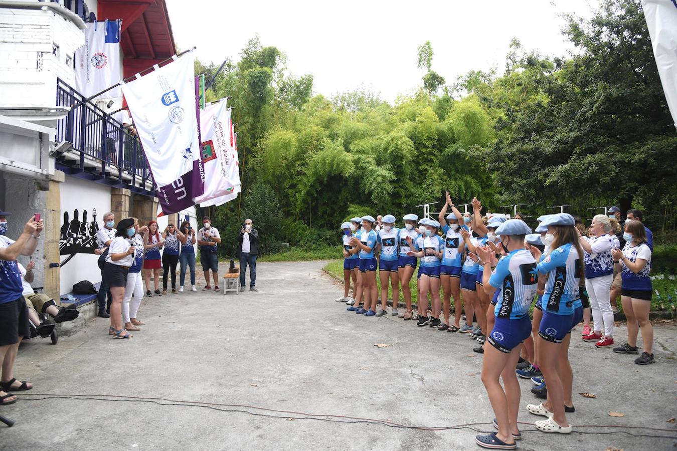 Fotos: Las remeras de Arraun Lagunak ya celebran su Liga Euskotren