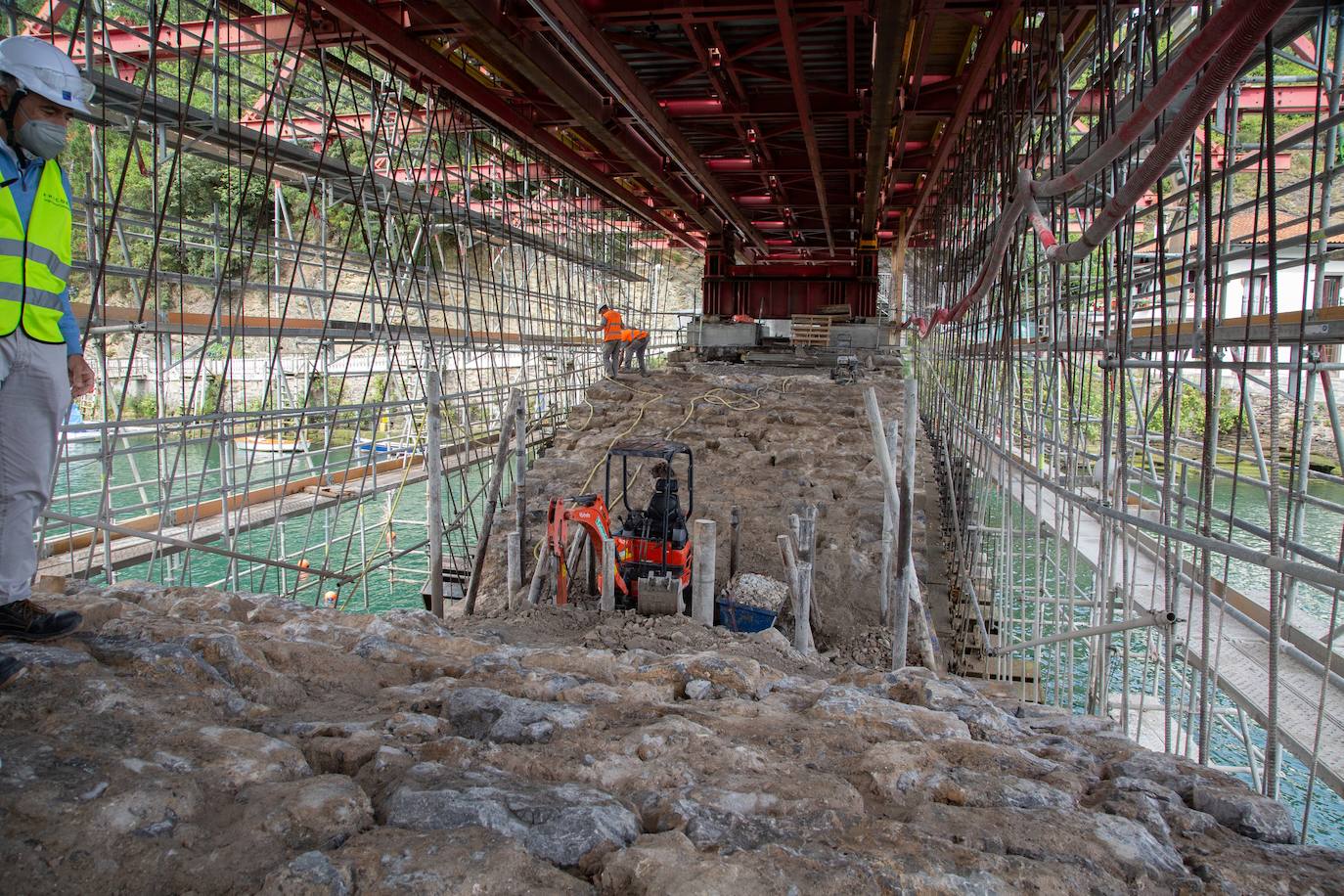 Fotos: Reconstrucción piedra a piedra