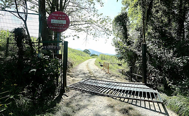«Era ya la sexta fiesta que hacían en el caserío»