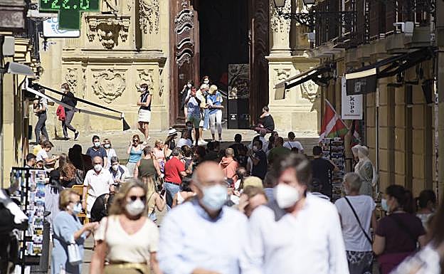 Primera jornada con menos de 300 positivos por primera vez desde junio