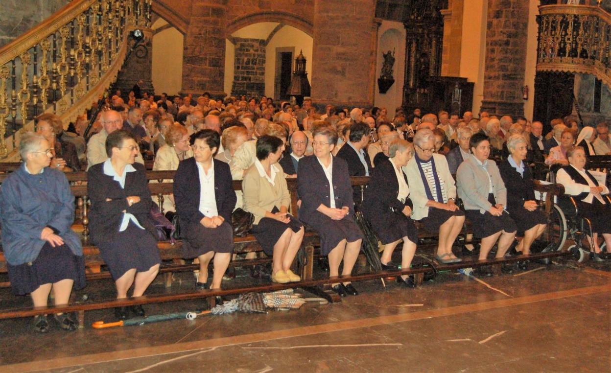 La representación de las Hijas de la Caridad el día de la despedida formal.