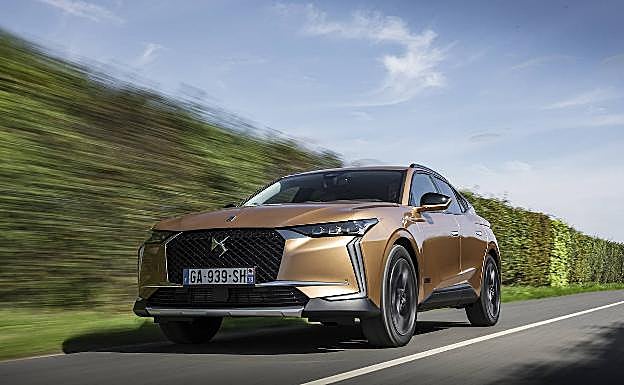 DS 4: lujo a la francesa en formato compacto