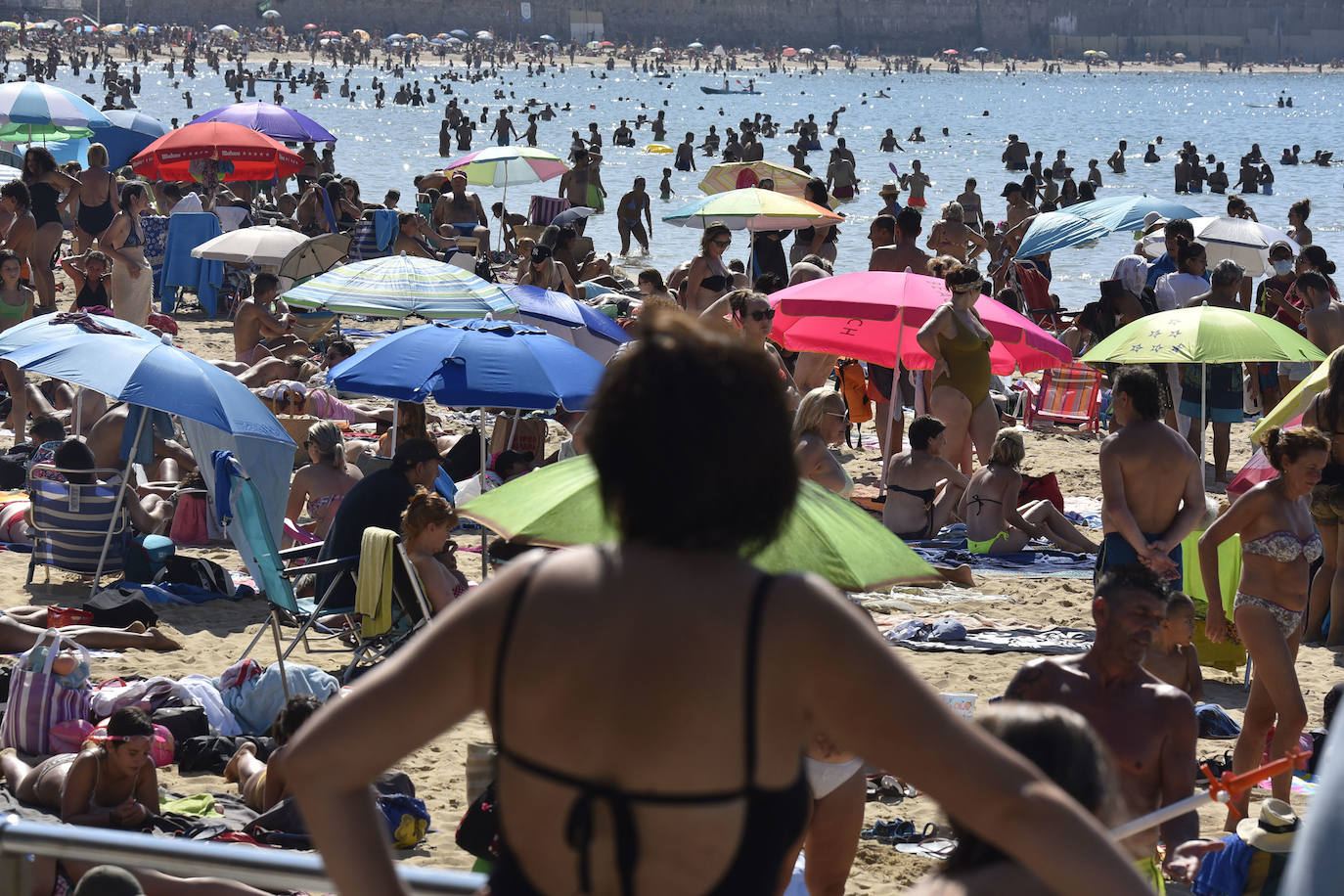 Fotos: Gipuzkoa afronta 72 horas de calor y mañana se activará la alerta amarilla