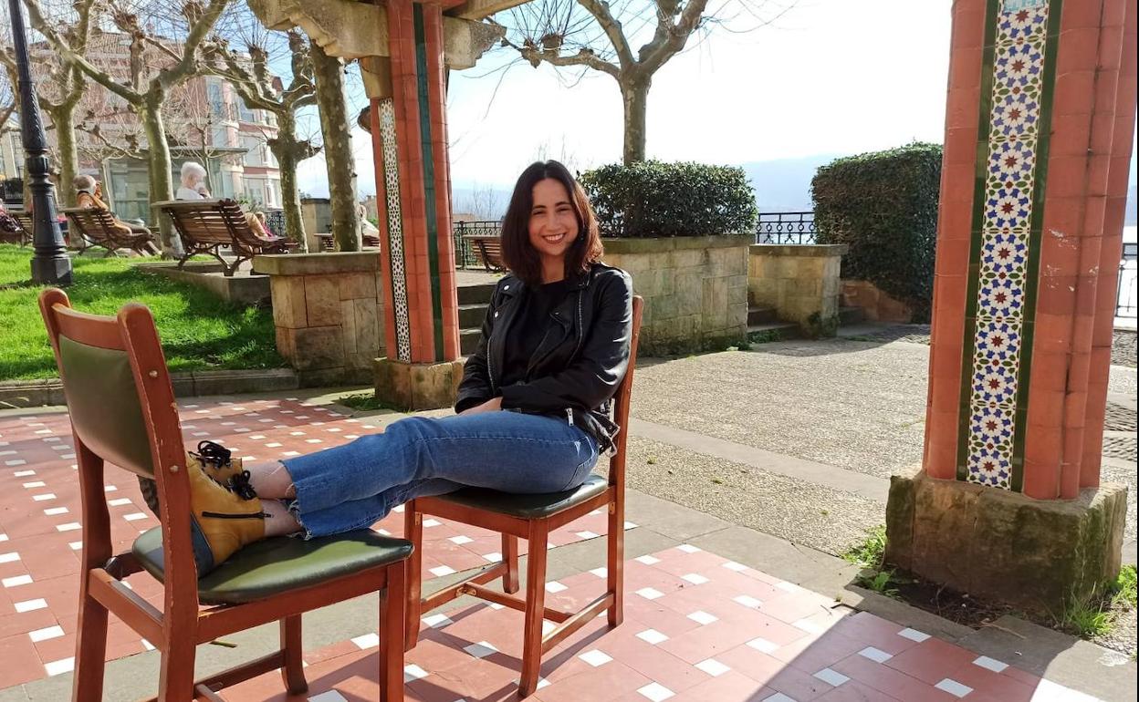 Eider Perezek gidatutako Hitzetik Hortzera larunbatean itzuliko da