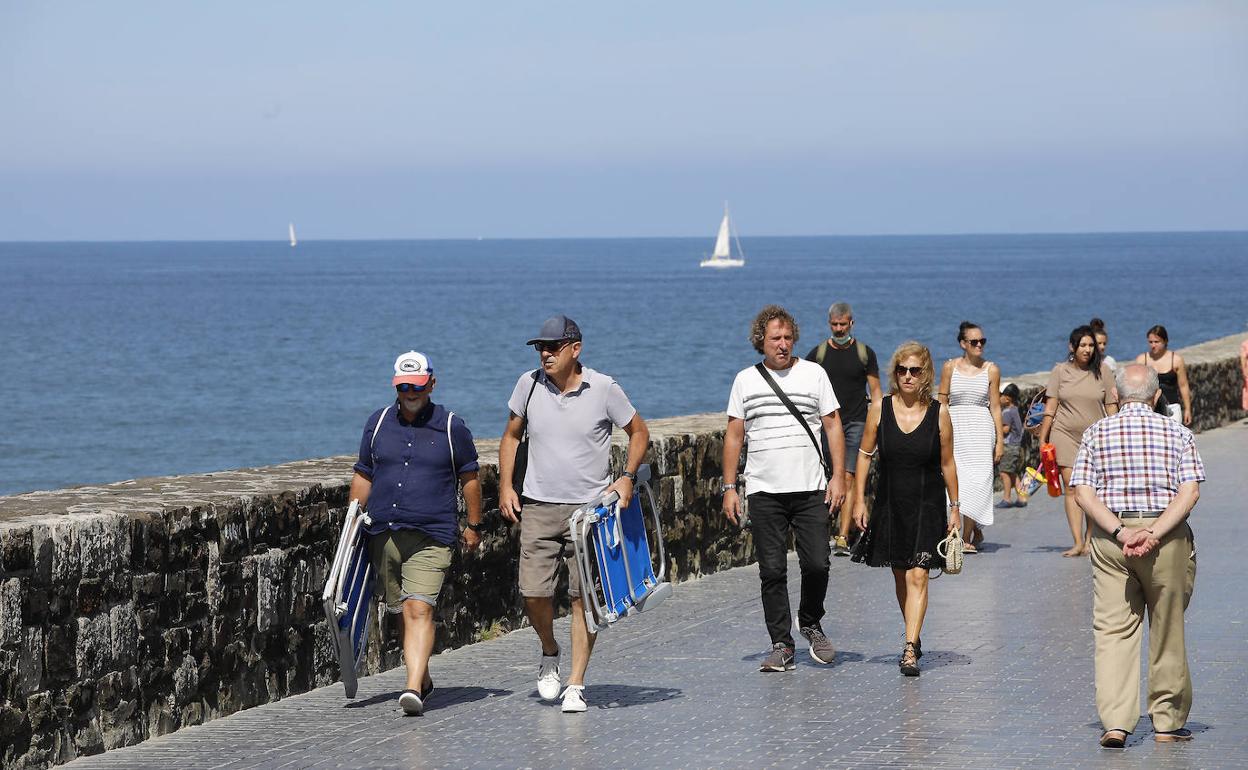 Covid en Euskadi:La quinta ola sigue en remisión con 234 nuevos positivos en las últimas horas