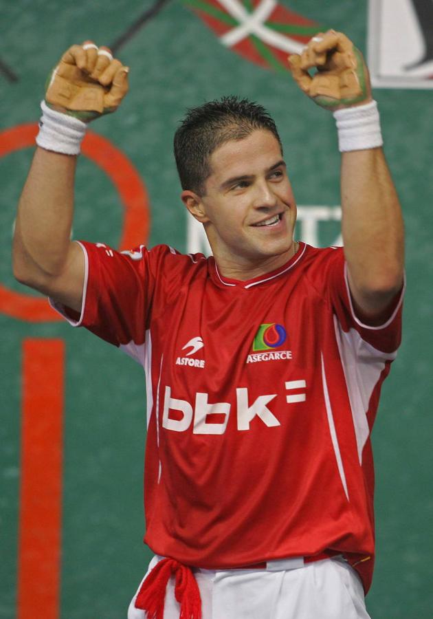 Fotos: Aimar Olaizola y el adiós a una vida en los frontones