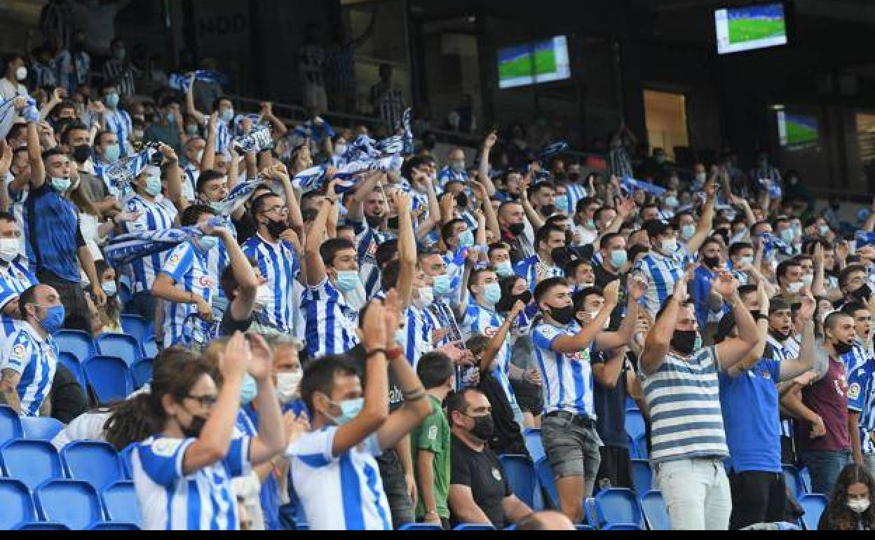 Público en el Reale Arena. 