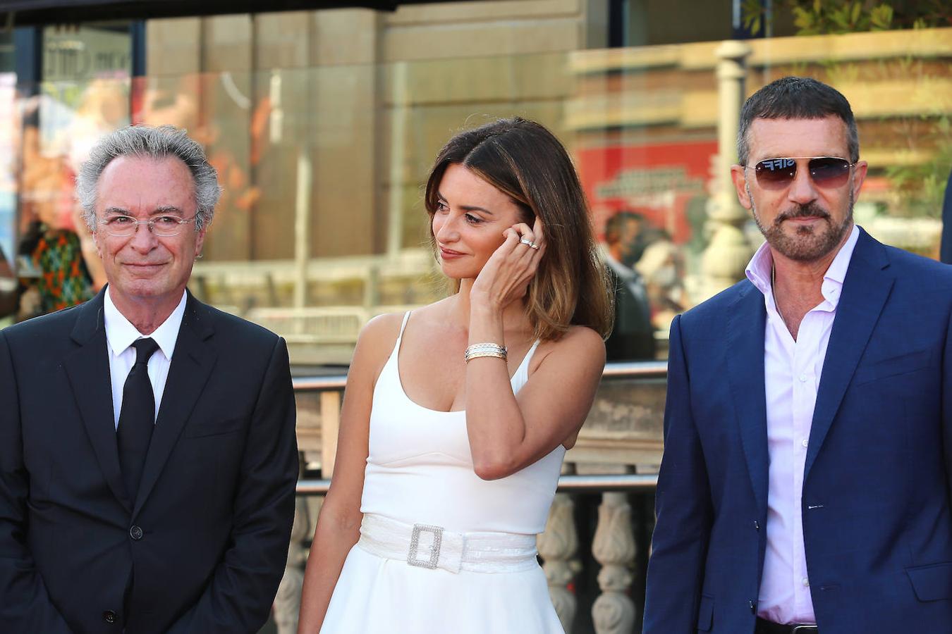 Fotos: Penélope Cruz y Antonio Banderas brillan en la alfombra roja del Zinemaldia