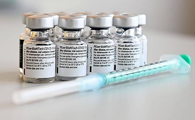 El Govern admite que se le han caducado vacunas