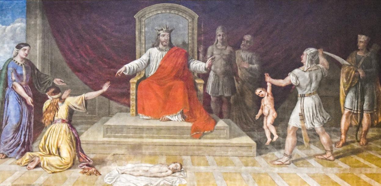 Imagen del segundo mural 'El juicio de Salomón', restaurado recientemente en el lado norte de la iglesia. 