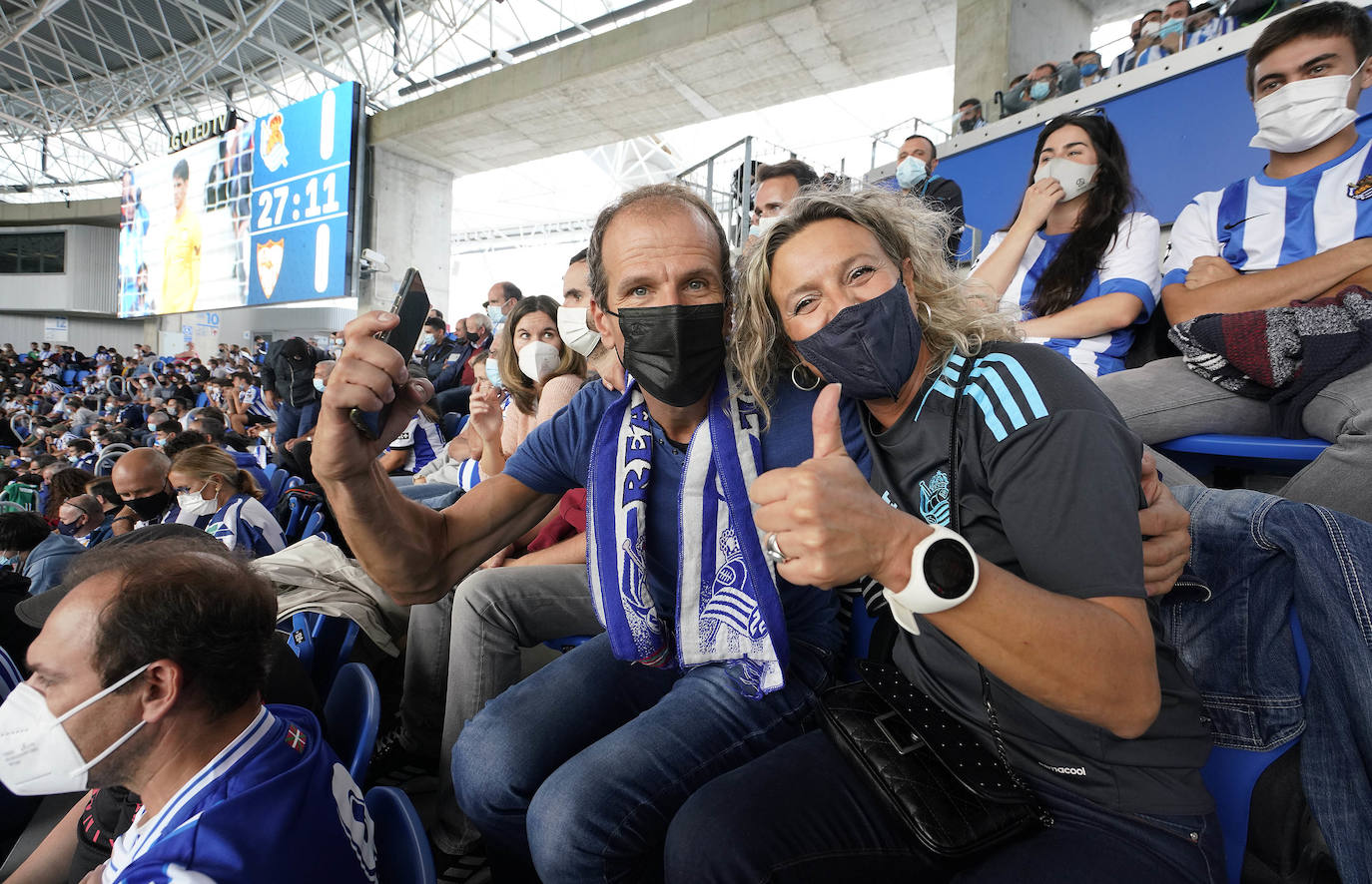 Fotos: Las aficionados de la Real vuelven ocupar sus asientos