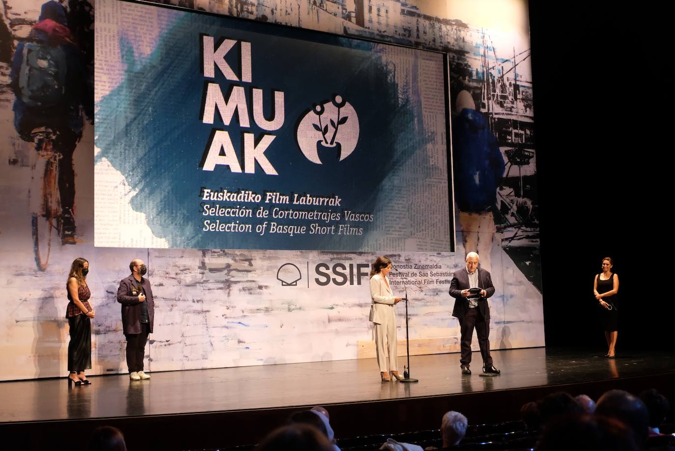 Fotos: Euskal zinemaren gala ospatu dute Victoria Eugenia antzokian